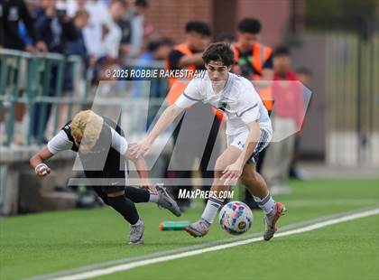 Thumbnail 1 in West Mesquite vs. Highland Park (UIL 5A D2 Regional Semifinal Playoff) photogallery.