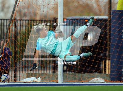 Thumbnail 1 in West Mesquite vs. Highland Park (UIL 5A D2 Regional Semifinal Playoff) photogallery.