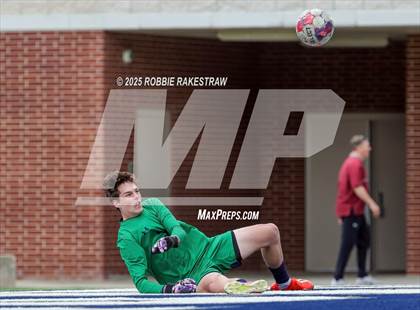 Thumbnail 1 in West Mesquite vs. Highland Park (UIL 5A D2 Regional Semifinal Playoff) photogallery.