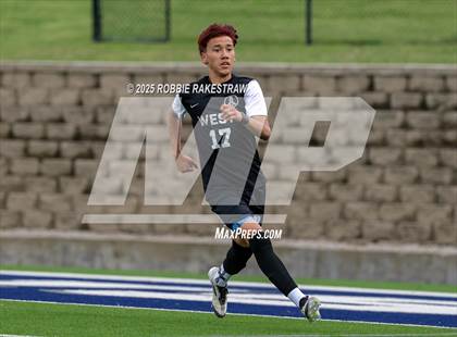 Thumbnail 2 in West Mesquite vs. Highland Park (UIL 5A D2 Regional Semifinal Playoff) photogallery.