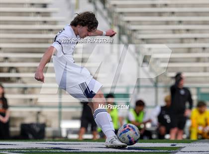 Thumbnail 1 in West Mesquite vs. Highland Park (UIL 5A D2 Regional Semifinal Playoff) photogallery.
