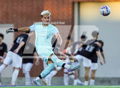 Thumbnail 3 in West Mesquite vs. Highland Park (UIL 5A D2 Regional Semifinal Playoff) photogallery.