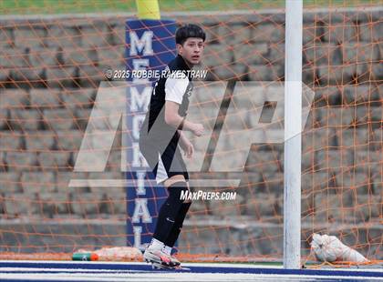Thumbnail 2 in West Mesquite vs. Highland Park (UIL 5A D2 Regional Semifinal Playoff) photogallery.
