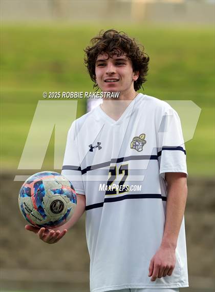 Thumbnail 1 in West Mesquite vs. Highland Park (UIL 5A D2 Regional Semifinal Playoff) photogallery.