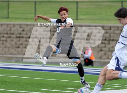 Thumbnail 2 in West Mesquite vs. Highland Park (UIL 5A D2 Regional Semifinal Playoff) photogallery.