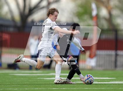 Thumbnail 1 in West Mesquite vs. Highland Park (UIL 5A D2 Regional Semifinal Playoff) photogallery.