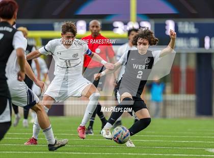 Thumbnail 3 in West Mesquite vs. Highland Park (UIL 5A D2 Regional Semifinal Playoff) photogallery.