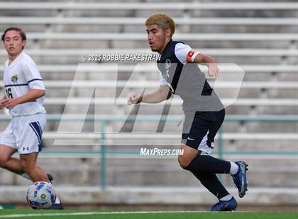 Thumbnail 1 in West Mesquite vs. Highland Park (UIL 5A D2 Regional Semifinal Playoff) photogallery.