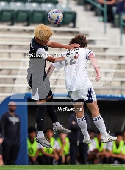 Thumbnail 2 in West Mesquite vs. Highland Park (UIL 5A D2 Regional Semifinal Playoff) photogallery.