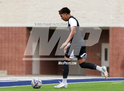 Thumbnail 2 in West Mesquite vs. Highland Park (UIL 5A D2 Regional Semifinal Playoff) photogallery.