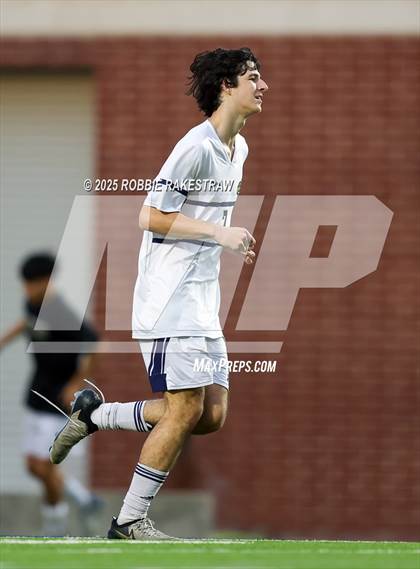 Thumbnail 2 in West Mesquite vs. Highland Park (UIL 5A D2 Regional Semifinal Playoff) photogallery.