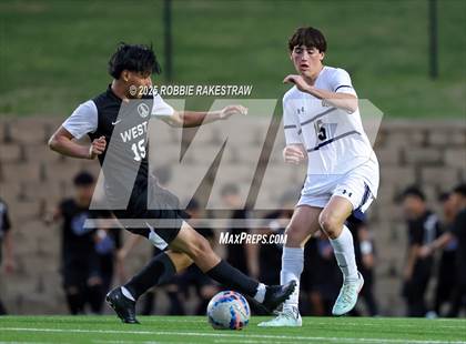 Thumbnail 1 in West Mesquite vs. Highland Park (UIL 5A D2 Regional Semifinal Playoff) photogallery.