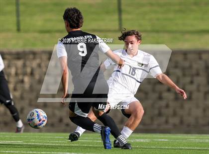 Thumbnail 2 in West Mesquite vs. Highland Park (UIL 5A D2 Regional Semifinal Playoff) photogallery.