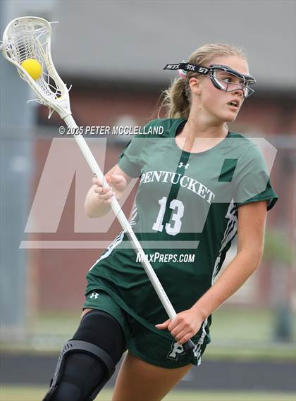 Thumbnail 3 in Pentucket Regional vs Ipswich (MIAA Division 4 Round of 8) photogallery.