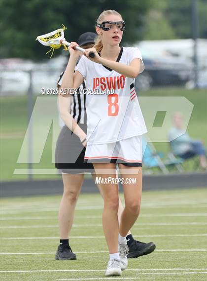 Thumbnail 2 in Pentucket Regional vs Ipswich (MIAA Division 4 Round of 8) photogallery.