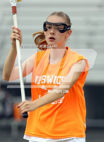 Thumbnail 3 in Pentucket Regional vs Ipswich (MIAA Division 4 Round of 8) photogallery.