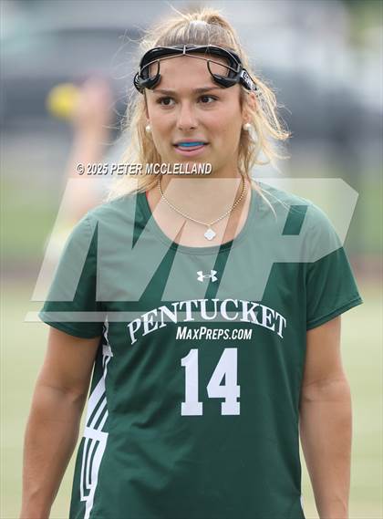 Thumbnail 3 in Pentucket Regional vs Ipswich (MIAA Division 4 Round of 8) photogallery.