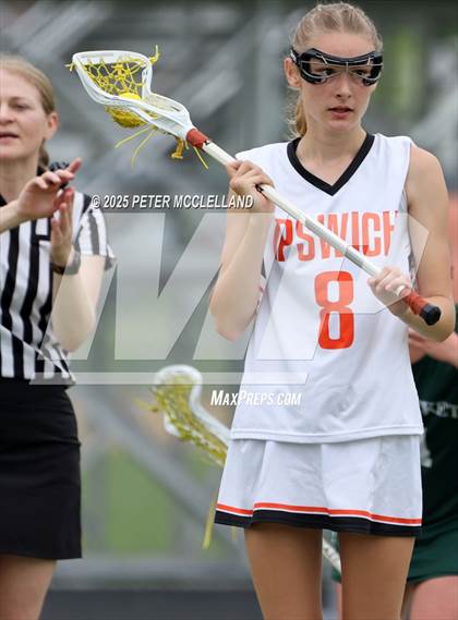 Thumbnail 3 in Pentucket Regional vs Ipswich (MIAA Division 4 Round of 8) photogallery.