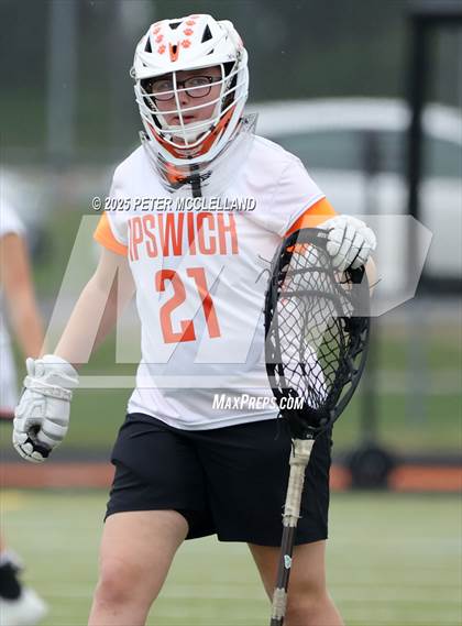 Thumbnail 3 in Pentucket Regional vs Ipswich (MIAA Division 4 Round of 8) photogallery.