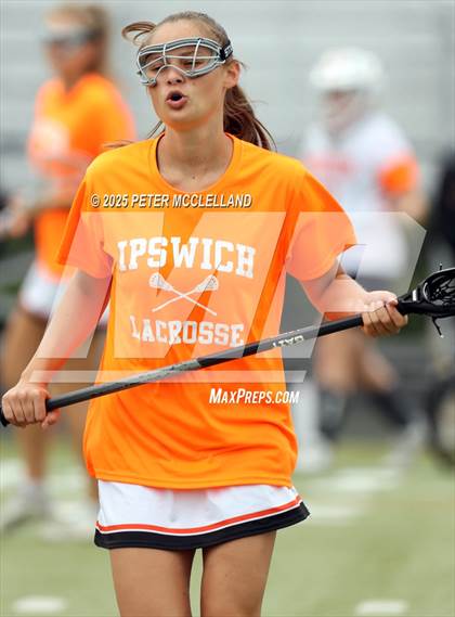 Thumbnail 3 in Pentucket Regional vs Ipswich (MIAA Division 4 Round of 8) photogallery.