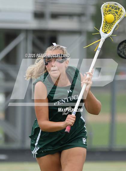 Thumbnail 2 in Pentucket Regional vs Ipswich (MIAA Division 4 Round of 8) photogallery.