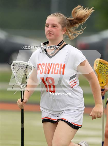 Thumbnail 3 in Pentucket Regional vs Ipswich (MIAA Division 4 Round of 8) photogallery.