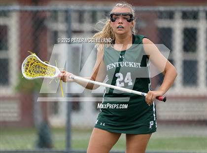 Thumbnail 3 in Pentucket Regional vs Ipswich (MIAA Division 4 Round of 8) photogallery.