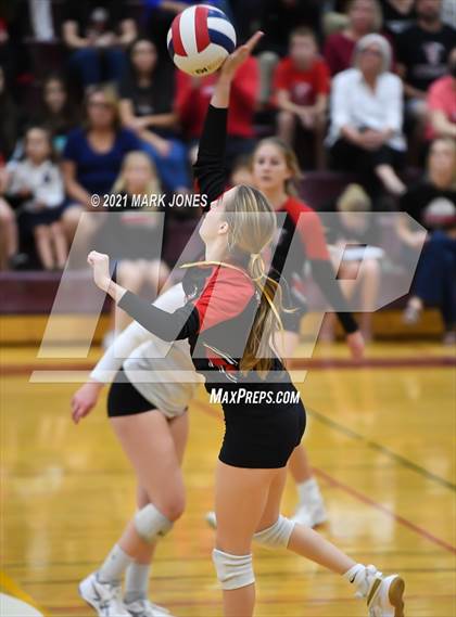 Thumbnail 3 in Chandler Prep vs. Trivium Prep (AIA 2A Semifinal) photogallery.