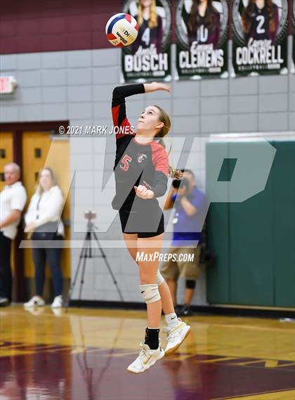 Thumbnail 3 in Chandler Prep vs. Trivium Prep (AIA 2A Semifinal) photogallery.