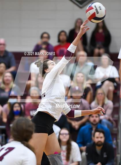 Thumbnail 3 in Chandler Prep vs. Trivium Prep (AIA 2A Semifinal) photogallery.