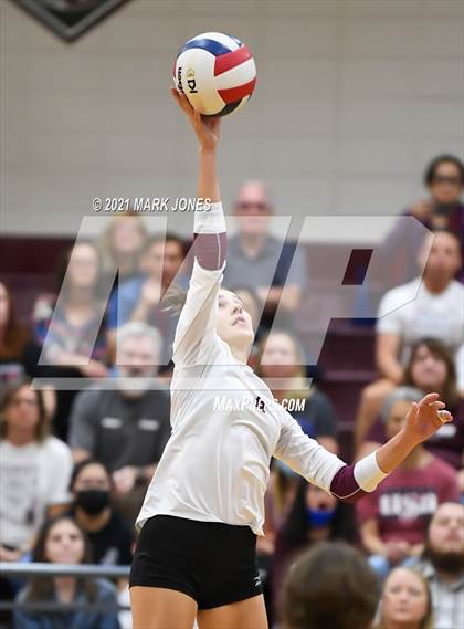 Thumbnail 3 in Chandler Prep vs. Trivium Prep (AIA 2A Semifinal) photogallery.