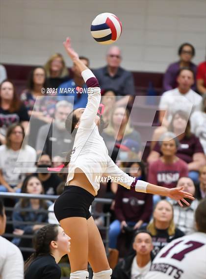 Thumbnail 1 in Chandler Prep vs. Trivium Prep (AIA 2A Semifinal) photogallery.