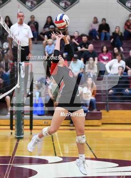 Thumbnail 3 in Chandler Prep vs. Trivium Prep (AIA 2A Semifinal) photogallery.
