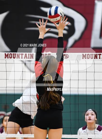 Thumbnail 2 in Chandler Prep vs. Trivium Prep (AIA 2A Semifinal) photogallery.