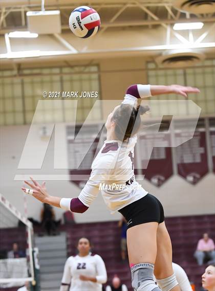 Thumbnail 1 in Chandler Prep vs. Trivium Prep (AIA 2A Semifinal) photogallery.