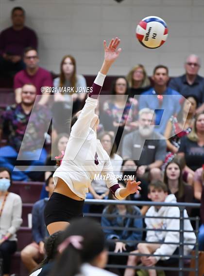Thumbnail 2 in Chandler Prep vs. Trivium Prep (AIA 2A Semifinal) photogallery.