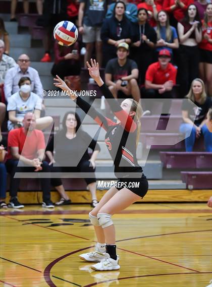 Thumbnail 2 in Chandler Prep vs. Trivium Prep (AIA 2A Semifinal) photogallery.