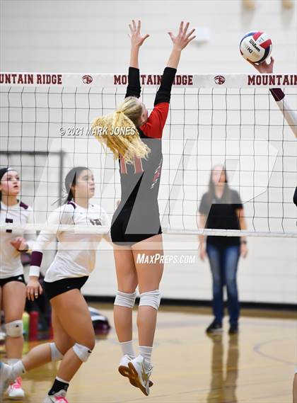 Thumbnail 1 in Chandler Prep vs. Trivium Prep (AIA 2A Semifinal) photogallery.