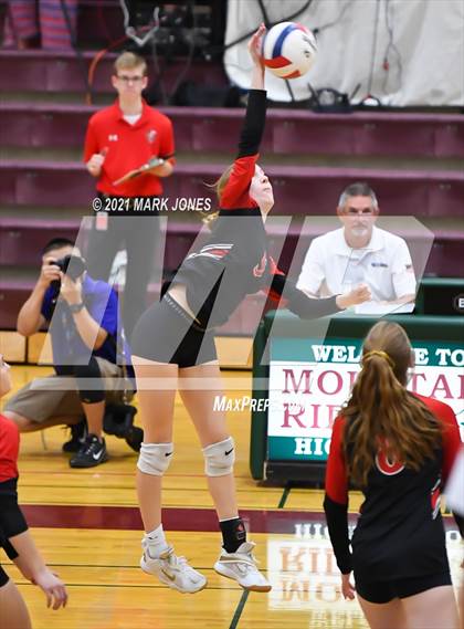 Thumbnail 3 in Chandler Prep vs. Trivium Prep (AIA 2A Semifinal) photogallery.
