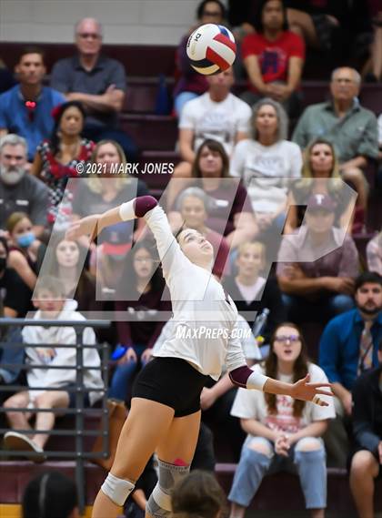 Thumbnail 3 in Chandler Prep vs. Trivium Prep (AIA 2A Semifinal) photogallery.