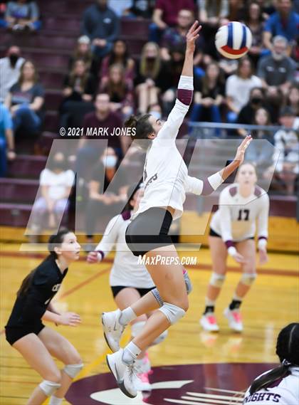 Thumbnail 3 in Chandler Prep vs. Trivium Prep (AIA 2A Semifinal) photogallery.