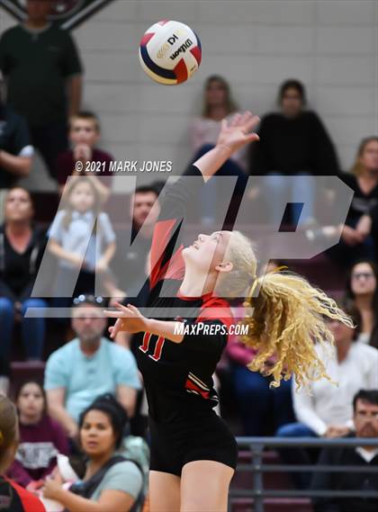 Thumbnail 2 in Chandler Prep vs. Trivium Prep (AIA 2A Semifinal) photogallery.