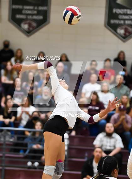 Thumbnail 1 in Chandler Prep vs. Trivium Prep (AIA 2A Semifinal) photogallery.