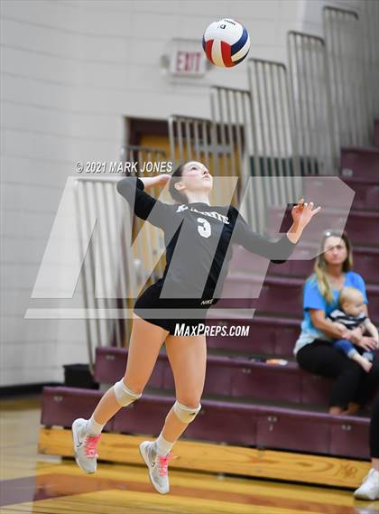 Thumbnail 2 in Chandler Prep vs. Trivium Prep (AIA 2A Semifinal) photogallery.