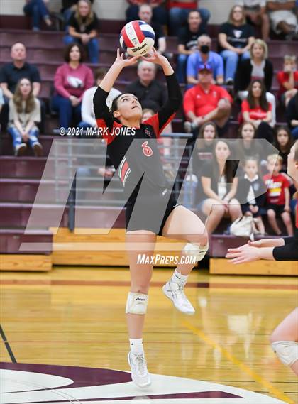 Thumbnail 3 in Chandler Prep vs. Trivium Prep (AIA 2A Semifinal) photogallery.
