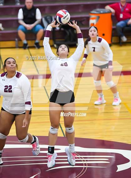 Thumbnail 3 in Chandler Prep vs. Trivium Prep (AIA 2A Semifinal) photogallery.