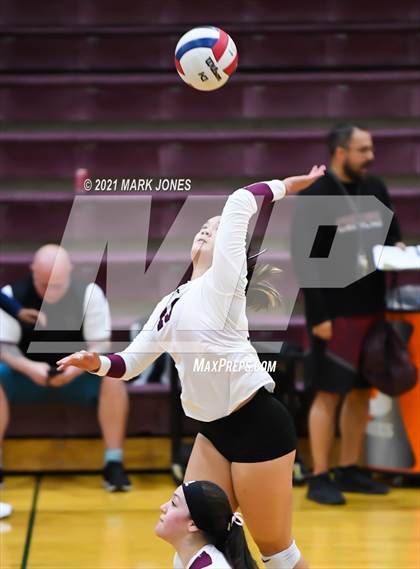 Thumbnail 2 in Chandler Prep vs. Trivium Prep (AIA 2A Semifinal) photogallery.