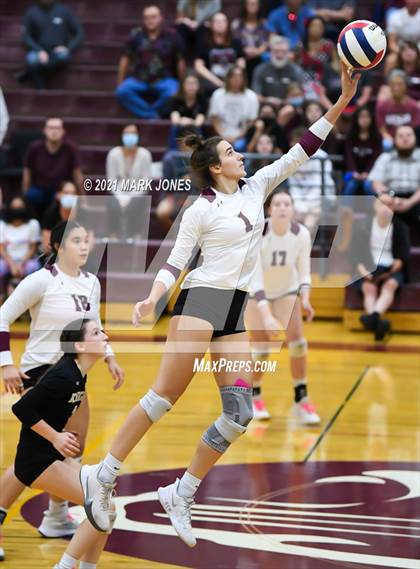 Thumbnail 2 in Chandler Prep vs. Trivium Prep (AIA 2A Semifinal) photogallery.