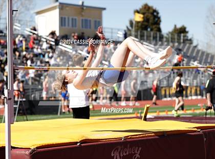 Thumbnail 1 in Murray Kula Invite (High Jump) photogallery.