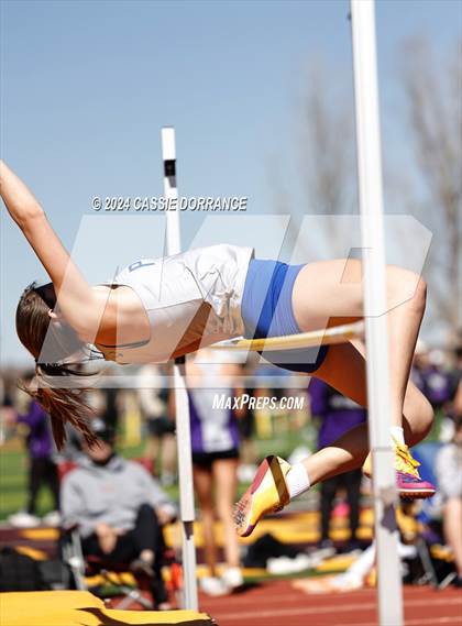 Thumbnail 2 in Murray Kula Invite (High Jump) photogallery.